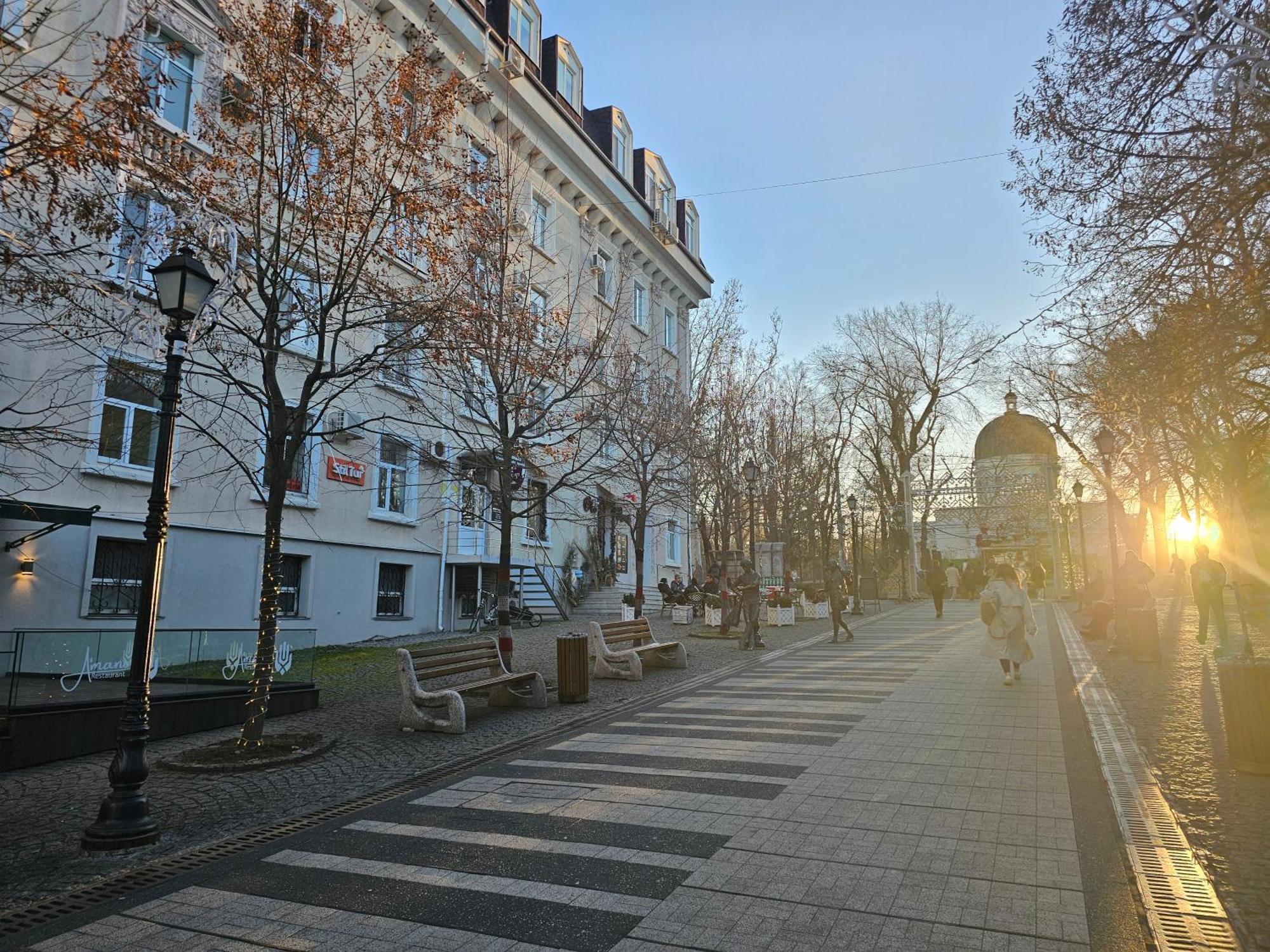 Cathedral Park&Pedestrian Zone Apartment! Chisinau Bagian luar foto
